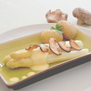 Weißer Spargel mit Shiitake
